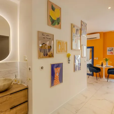 Ciao Bella Wellness - Luxury Jacuzzi, Massage Table & Ac In Daire *