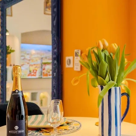Ciao Bella Wellness - Luxury Jacuzzi, Massage Table & Ac In